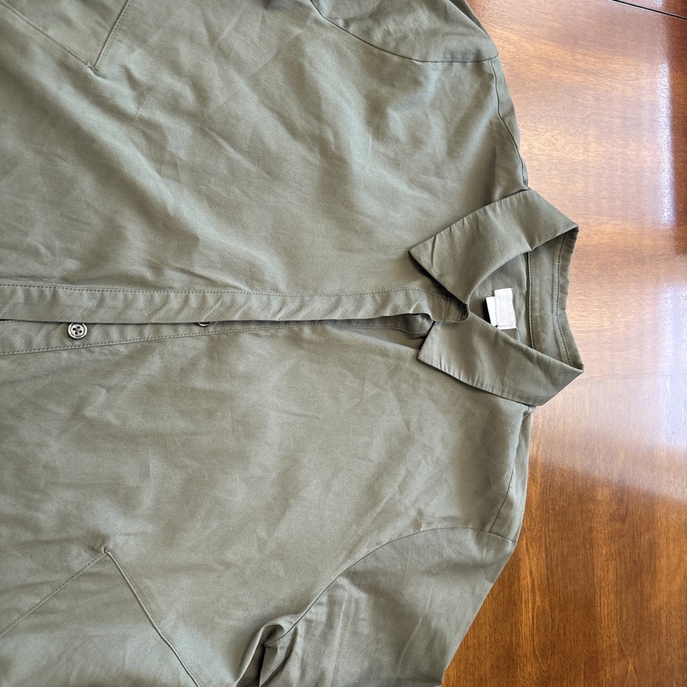 Chicos Long Sleeve Green Tunic Button Down With Pockets Size 2